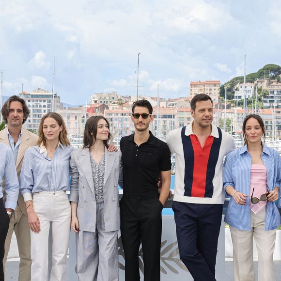 Dimitri Rassam a connu une année bien remplie

Les co-réalisateurs Matthieu Delaporte et Alexandre de La Patellière, le producteur Dimitri Rassam, Adèle Simphal, Anamaria Vartolomei, Pierre Niney, Laurent Lafitte, Anaïs Demoustier (enceinte), Julien De Saint-Jean et Bastien Bouillon - Photocall du film "Le comte de Monte Cristo" (Hors Compétition) lors du 77ème Festival International du Film de Cannes (14 - 25 mai 2024), le 23 mai 2024. 
© Moreau / Jacovides / Bestimage