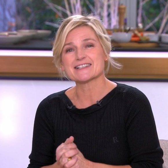 Anne-Elisabeth Lemoine reçoit Inoxtag dans "C à vous", France 5