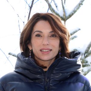 Aure Atika - Photocall du film "10 jours sans maman" de L.Bernard lors de la 26ème édition du Festival international du film de comédie de l'Alpe d'Huez, le 18 janvier 2023. © Dominique Jacovides / Bestimage