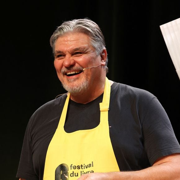 David Douillet au 20ème Festival du Livre gourmand au Théâtre de Périgueux, le 16 novembre 2025. © Jean-Marc Lhomer / Bestimage.
