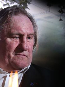 Une des rares actrices qui soutient encore publiquement Gérard Depardieu ne mâche pas ses mots