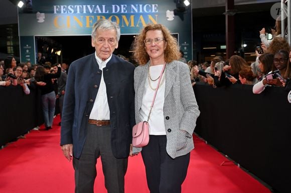 Costa Gravas et sa femme - Arrivées de la soirée de clôture de la 6ème édition du festival Cinéroman au cinéma Pathé Gare du Sud à Nice, France, le 5 octobre 2024. © Bebert-Jacovides/Bestimage
