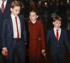 Les princes George, Louis et la princesse Charlotte ont des caractères très différents.

Le prince George de Galles, la princesse Charlotte de Galles, le prince Louis de Galles - La famille royale d'Angleterre assiste à la messe "Together At Christmas Carol" à l'abbaye de Westminster à Londres, Royaume-Uni le 6 Décembre, 2024. © Mirrorpix / Bestimage