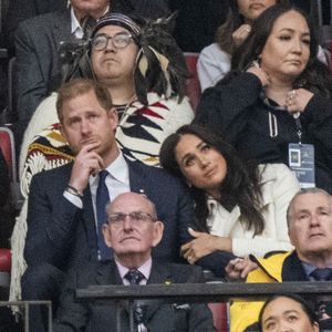 Le duc et la duchesse de Sussex lors de la cérémonie d'ouverture au BC Place Stadium au début des Invictus Games Vancouver Whistler 2025 au Canada. Vancouver, Canada le 8 février 2025. Photo by Zak Hussein/Splash News/ABACAPRESS.COM