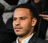 Avec un courage certain, le journaliste s'est exprimé dans les médias et au travers d'un livre sur les accès de colère de son père qui ont détruit sa famille...

Mohamed Bouhafsi dans les tribunes lors du match de football du PSG face à Montpellier au Parc des Princes à Paris le 03 Novembre 2023. Crédit Matthieu Mirville/Bestimage