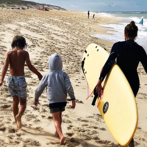 Agathe Lecaron partage de rares photos d'elle avec son mari François Pellissier ainsi que leurs enfants Gaspard et Félix