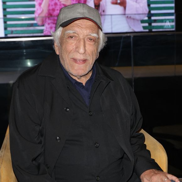 Gérard Darmon - Avant-première du film "Aimons-nous vivants" au cinéma Pathé Beaugrenelle à Paris le 8 avril 2025. © Coadic Guirec/Bestimage