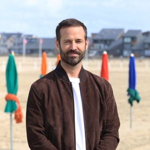 Il assume aujourd'hui les limites physiques qu'impose une vie de danseur de très haut niveau. 

Benjamin Millepied lors du photocall des membres du jury lors du 51ème Festival du Cinéma Américain de Deauville le 08 Septembre 2025.

© Denis Guignebourg/Bestimage