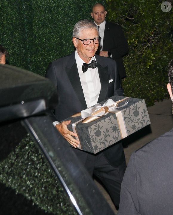 Bill Gates à la soirée d'anniversaire de Kris Jenner à Beverly Hills, dans la maison de Jeff Bezos, le 8 novembre 2025. © Backgrid USA / Bestimage