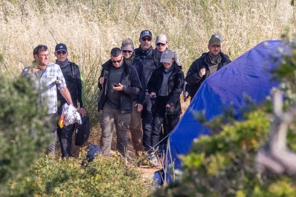 La police portugaise reprend les investigations, deux ans après les dernières fouilles menées au Portugal. De nouvelles recherches ont commencé aujourd'hui près de Praia da Luz, là où Maddie McCann a disparu en mai 2007. Praia da Luz, le 3 juin 2025.