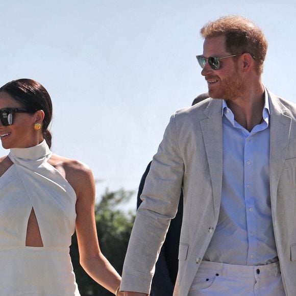 Sur la carte de Noël 2024, est inscrit un message, souhaitant de joyeuses fêtes et une joyeuse nouvelle année "au nom du bureau du prince Harry et de Meghan, duc et duchesse de Sussex. Archewell Productions et Archewell Foundations".

Le 12 avril 2024, le duc et la duchesse de Sussex lors du Royal Salute Polo Challenge, au profit de Sentebale, au USPA National Polo Center à Wellington, aux États-Unis.