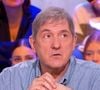 Yves Calvi revient sur son éviction brutale de la matinale de RTL et de BFMTV, dans "C' Médiatique", le 2 février 2025, sur France 5