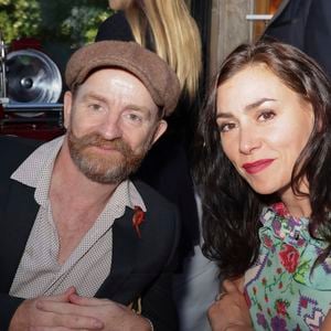 Mathias Malzieu, Olivia Ruiz lors de la soirée de l'été littéraire et musical aux Deux Magots à Paris le 27 juin 2022.

© Jack Tribeca / Bestimage