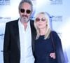 Pour ses vacances estivales, Emmanuelle Béart a posé ses valises en Toscane, où elle profite d’une parenthèse placée sous le signe de la découverte et du repos. 

Emmanuelle Béart (prix d'honneur) et son mari Frédéric Chaudier - 12ème édition festival des musiques de films de La Baule le 28 juin 2026. © Rachid Bellak/Bestimage