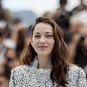 Marion Cotillard au photocall du film "Roma Elastica" lors du 79ème Festival International du Film de Cannes, France, le 21 mai 2026. © Jacovides-Moreau/Bestimage
