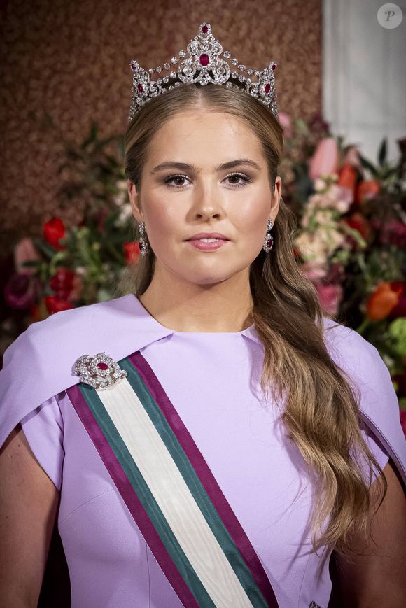 La princesse héritière Catharina-Amalia des Pays-Bas au banquet d'État au Palais royal lors de la visite d'État du sultan d'Oman aux Pays-Bas, premier jour à Amsterdam, aux Pays-Bas, le 15 avril 2025. © Dana Press / Bestimage