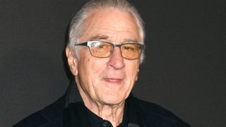 Robert De Niro (81 ans) parle de son quotidien avec sa fille Gia (1 an et demi) : "Maintenant, je regarde…"