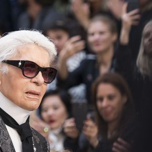Karl Lagerfeld - Premier défilé de mode "Chanel Cruise" au Grand Palais à Paris. Le 3 mai 2017 © Olivier Borde / Bestimage