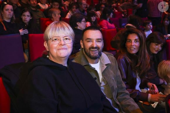 Exclusif - Cyril Lignac et sa compagne Déborah - Célébrités lors du concert "50 Ans d'Amour" de Chantal Goya au palais des Congès à Paris, France, le 29 mars 2026. Deux représentations à guichet fermé. © Jack Tribeca/Bestimage