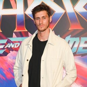L'acteur s'est confié sur les contraintes de son métier par rapport à sa vie de famille dans le magazine "Ciné Télé Revue"

Jean-Baptiste Maunier - Avant-première du film "Thor Love and Thunder" au Grand Rex à Paris le 7 juillet 2022. © Coadic Guirec/Bestimage