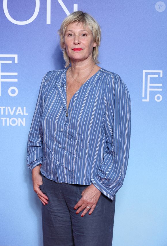 Après son départ, elle a traversé une phase difficile mais aussi une reconstruction.

Maitena Biraben lors du photocall de 'Merteuil' lors du Festival de la Fiction de la Rochelle. © Denis Guignebourg/Bestimage