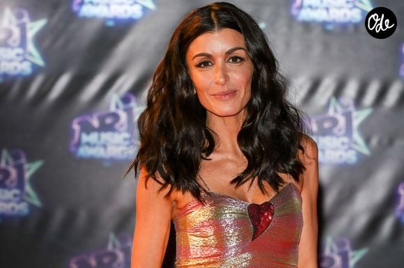 Jenifer à son arrivée aux NRJ Music Awards 2016 au Palais des Festivals, à Cannes, en France, le 12 novembre 2016. Photo : ShootPix/ABACAPRESS.COM