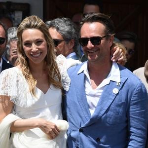 David Hallyday - Mariage de Laura Smet et Raphaël Lancrey-Javal à l'église Notre-Dame des Flots au Cap-Ferret le jour de l'anniversaire de son père Johnny Hallyday le 15 juin 2019.