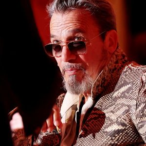 Et qui prouve que sa santé s'est bien renforcée

Florent Pagny - Soirée de gala "Heroes for Imagine" qui a permis de récolter dix millions d'euros au profit de la recherche contre les maladies génétiques à Paris le 23 septembre 2024
© Dominique Jacovides / Bestimage