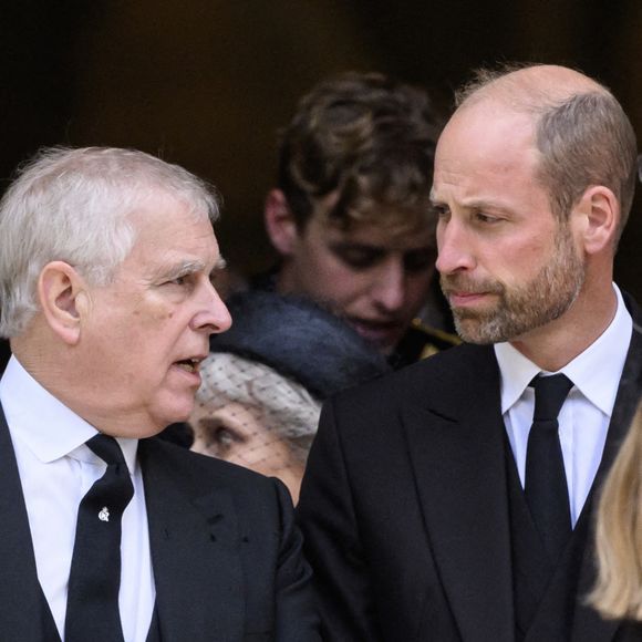 Le prince Andrew, le duc d'York et le prince William, le prince de Galles aux funérailles de la duchesse de Kent, cathédrale de Westminster. Londres, Royaume-Uni, 16 septembre 2025. Photo by Doug Peters/EMPICS/ABACAPRESS.COM