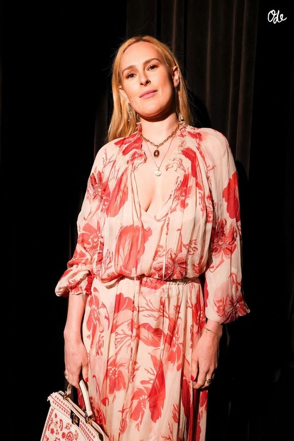 Sa fille Rumer assure qu’il va "aussi bien que possible" compte tenu de la maladie.

New York, NY  - ELLE et Fendi se sont associés pour rendre hommage aux femmes de la musique de 2025 lors d'un événement exclusif chez Chez Margaux, Rumer Willis © BFA.com / Backgrid USA / Bestimage