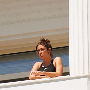 Adele Exarchopoulos au balcon de l'hôtel "Majestic" lors du 77ème Festival International du Film de Cannes, Franc, le 23 mai 2024.