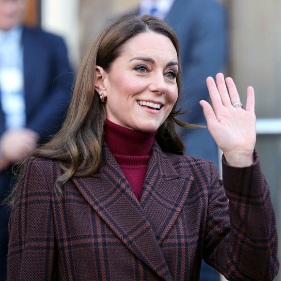 Des moments forts et émouvants pour la maman de George, Louis et Charlotte qui a récemment annoncé être en rémission.

Catherine (Kate) Middleton, princesse de Galles à l'hôpital Royal Marsden, où elle a reçu son traitement contre le cancer, à Londres, Royaume-Uni. © Chris Jackson/WPA-Pool/Bestimage