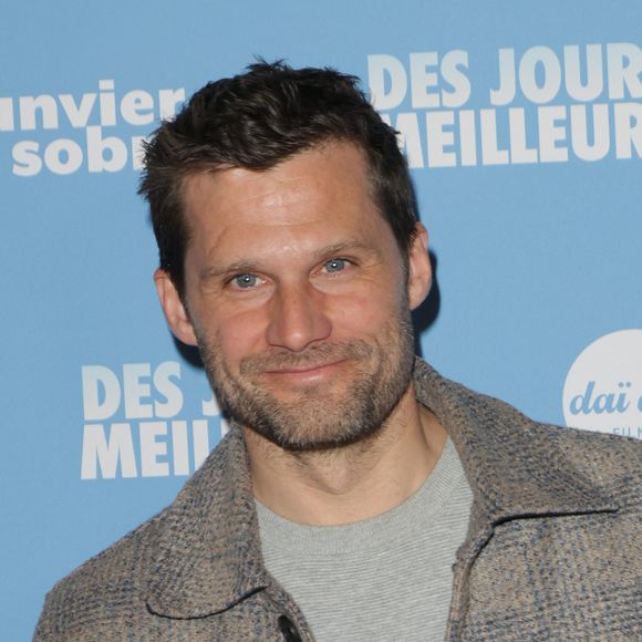 Alexis Michalik - Avant-première du film "Des jours meilleurs" au cinéma Max Linder à Paris le 7 avril 2025. 
© Coadic Guirec/Bestimage