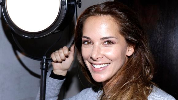 EXCLU Mélissa Theuriau affiche une peau lisse à 46 ans : le produit qu'elle consomme "s’impose comme un incontournable", analyse une pro