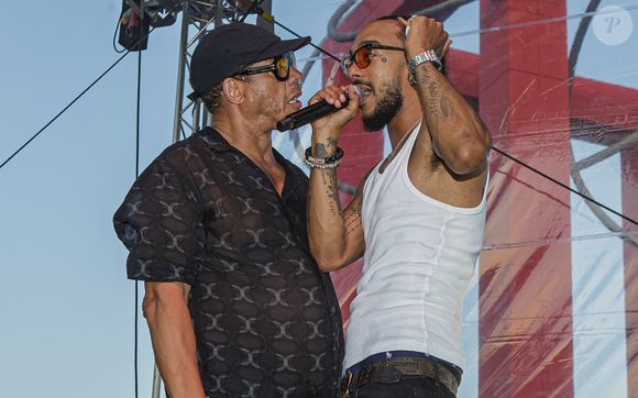 JoeyStarr en concert gratuit a Béthune dans le cadre du Feu d'artifice du 13 juillet 2025. © Stéphane Vansteenkiste/Bestimage