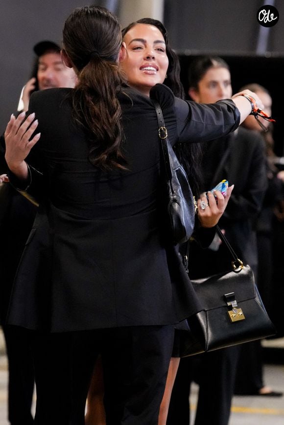 Georgina Rodriguez assiste à Gucci Le défilé de mode The Store pendant la Milan Fashion Week Womenswear Printemps/Été 2027 le 25 septembre 2026 à Milan, en Italie. © Lucia Sabatelli / Bestimage