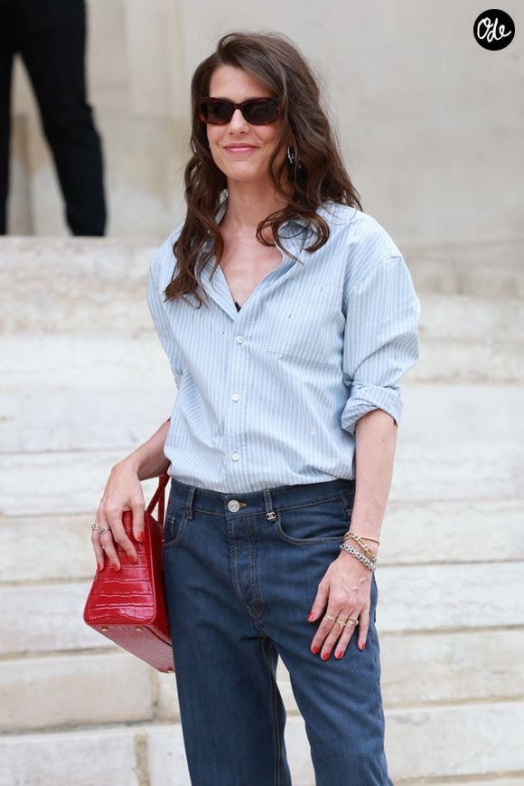 Charlotte Casiraghi au défilé Chanel "Collection Haute Couture Automne/Hiver 2026-2027" lors de la Fashion Week de Paris, le 7 juillet 2026.

© Florian Lavielle / Bestimage