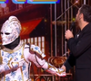 Et que son pronostic a été validé par l'huissier ! Un grand bravo à l'animateur
Le Chevalier de Porcelaine dans "Mask Singer", capture d'écran TF1.