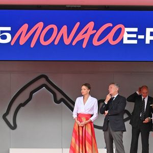 La princesse Charlene de Monaco et Alejandro Agag, fondateur et président de Formula E, durant le Monaco E-Prix 2025, Round 7, le 4 mai 2025. © Bruno Bebert/Bestimage