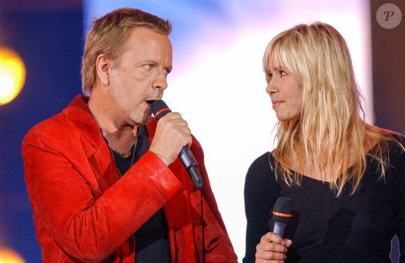 Archives - Le chanteur Renaud et sa femme Romane Serda en concert pour les 20 ans du Zenith de Paris en 2005. © Patrick Carpentier / Bestimage