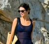 Oubliez les talons hauts et les lanières des sandales. En cet été 2026, la chaussure star est aussi la plus simple du monde : la tong. Le confort est le nouveau luxe !

Kendall Jenner, Fai Khadra et des amis déjeunent en terrasse du restaurant de l'hôtel du Cap-Eden-Roc avant de repartir en bateau sur son yacht au large d'Antibes, France.

© Agence / Bestimage