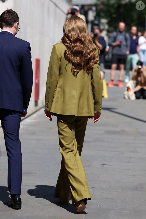Catherine (Kate) Middleton, princesse de Galles, arrive aux studios "180 Strand" à Londres. GOFF INF / BESTIMAGE