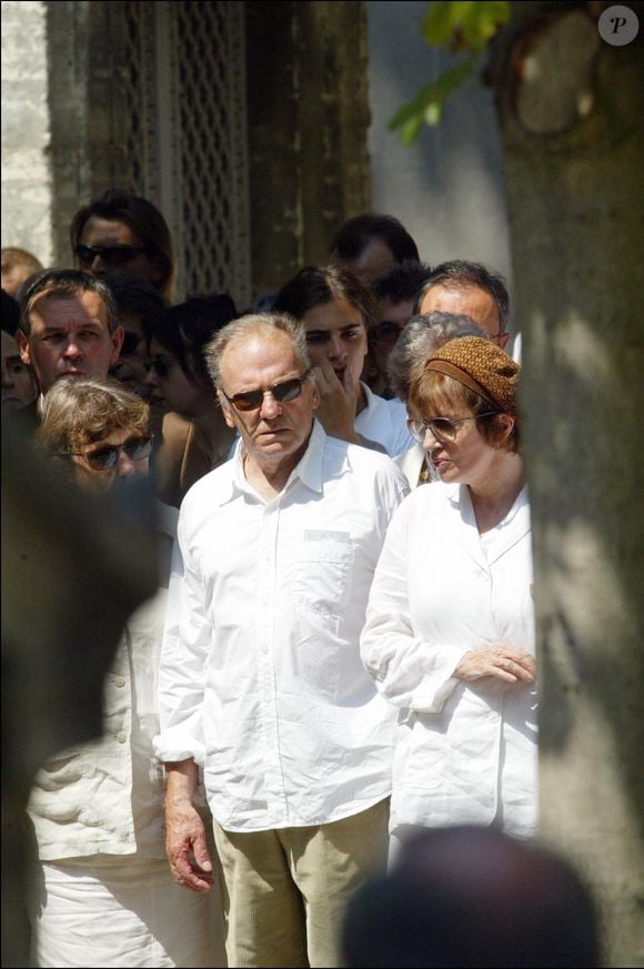 Jean-Louis Trintignant et Nadine Trintignant en 2003 lors des obsèques de leur fille Marie à Paris
©AGENCE / BESTIMAGE