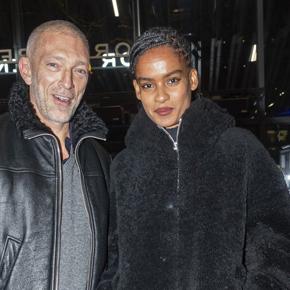 Vincent Cassel et sa compagne Narah Baptista - Célébrités assistent aux combats de MMA, Professional Fighters League Europe (PFL) à l’accord Arena de Bercy à Paris le 7 mars 2024. © Pierre Perusseau/Bestimage
