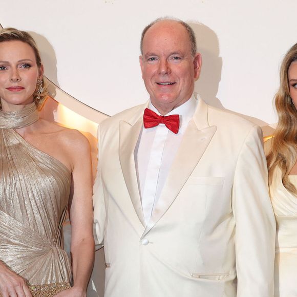 Le prince Albert II de Monaco et la princesse Charlene de Monaco, Camille Gottlieb - 77ème Gala de la Croix Rouge, salle des Etoiles à Monaco le 18 juillet 2026. © Claudia Albuquerque/Bestimage