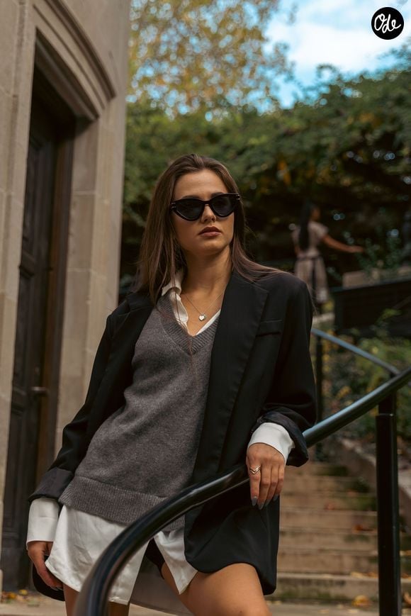 Les accessoires apportent la touche finale pour parfaire ce savant mélange de textures et de couleurs.