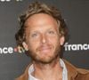 Arnaud préfère lui l'avoir sur l'épaule 

Arnaud Lauqué au photocall de la conférence de presse de rentrée de France Télévisions à Paris, France, le 4 septembre 2024. © Coadic Guirec/Bestimage