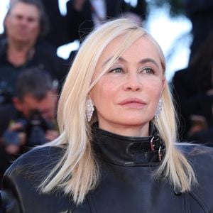 Emmanuelle Béart - Montée des marches du film "Garance" lors du 79ème Festival International du Film de Cannes, le 17 mai 2026. © Denis Guignebourg / Bestimage