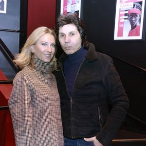 Jean-Luc Lahaye avec sa femme Paola lors de la représentation du spectacle musical et théâtral de Nicolas Natkin "Brassens l'amour des mots" à la Scène Libre à Paris le 16 février 2026.

© Christophe Aubert via Bestimage