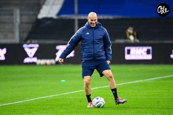 Zinedine ZIDANE lors de l'événement « The Universe League - Marseille 2025 », le 7 décembre 2025 au Vélodrome d'Orange à Marseille, en France. Photo : Alexandre Dimou/Alexpress/Icon Sport/ABACAPRESS.COM
